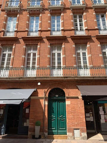 Opportunite d'investissement pour ce studio en plein centre ville - photo 3