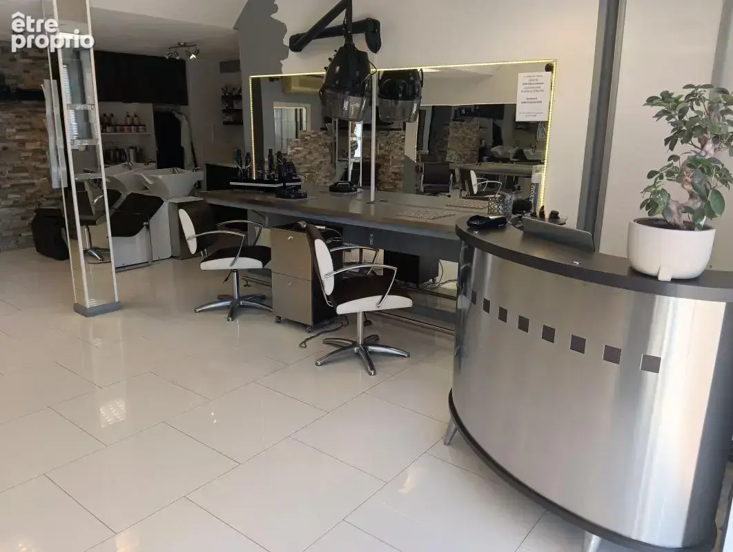 Salon de coiffure à la Moutonne - photo 3