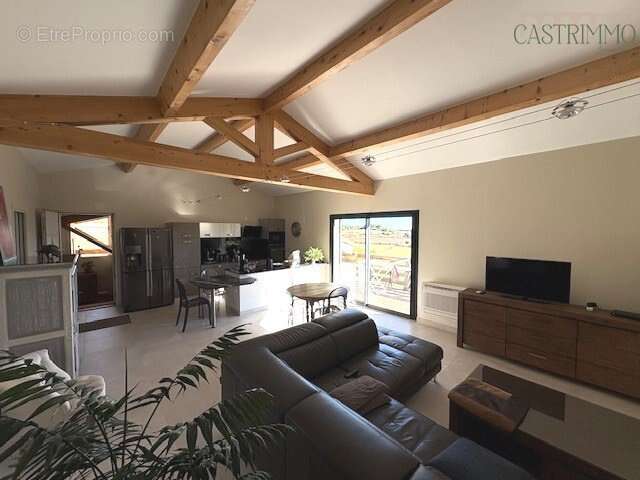 Maison à RESTINCLIERES