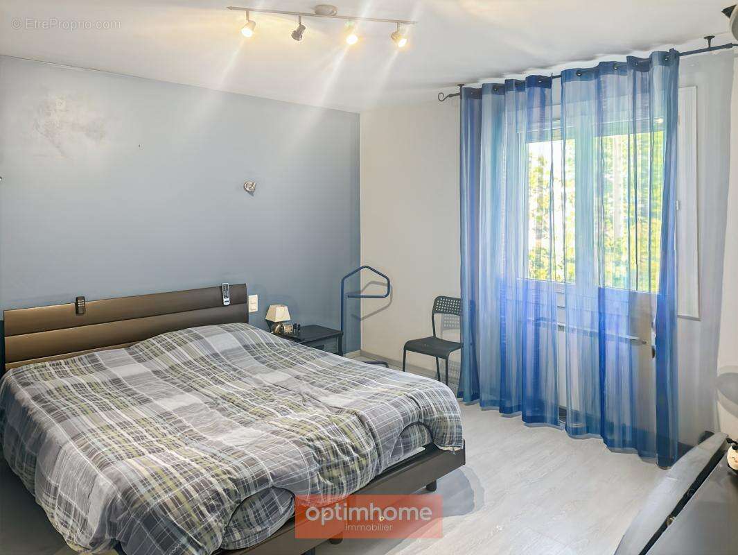 Maison plain-pied 125 M2 habitables, sur sous sol total, proximité tous commerces - photo 18