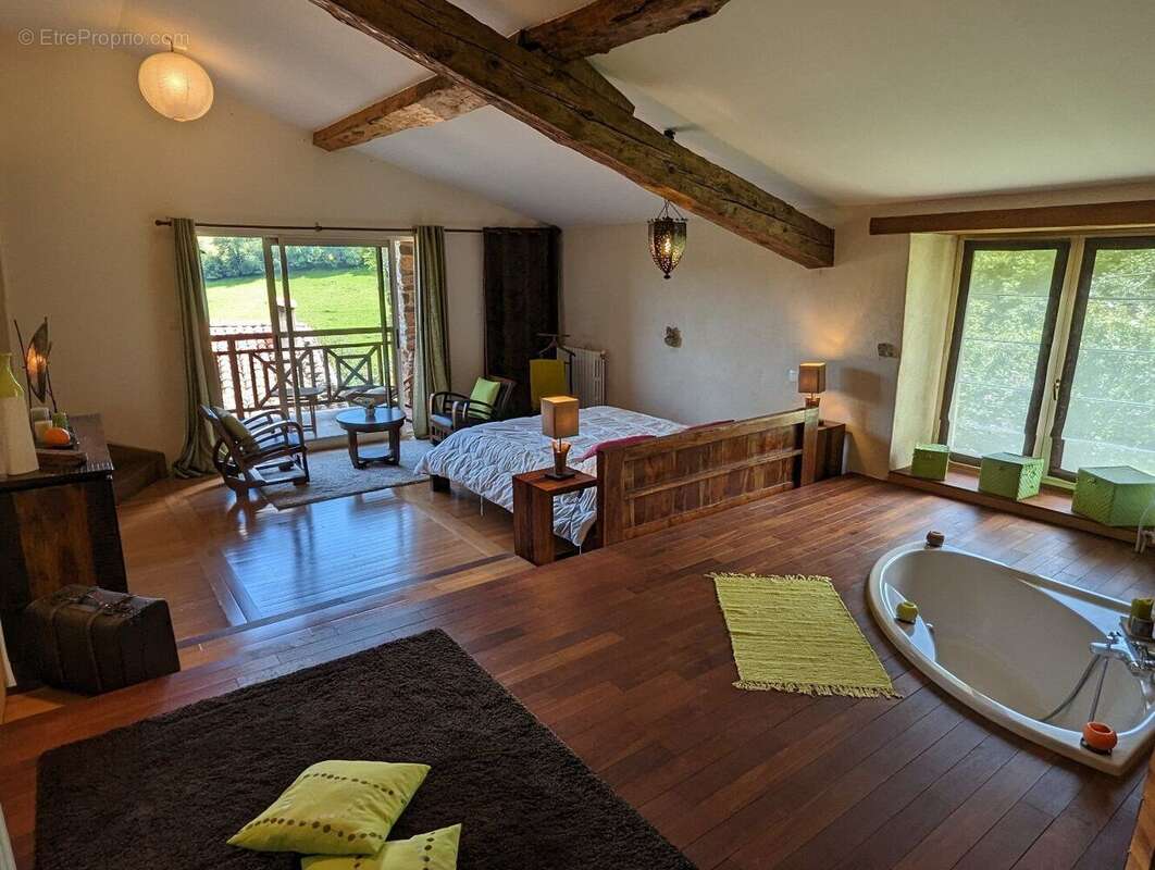 Ferme rénovée 322m² - photo 10