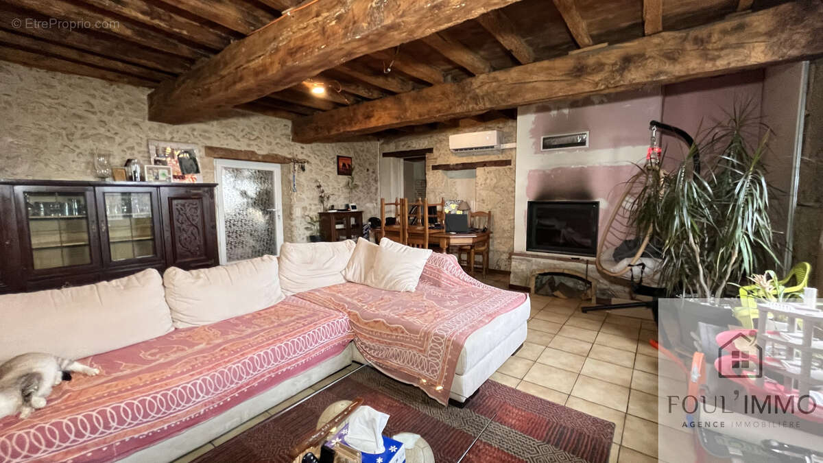 Maison à LAYRAC