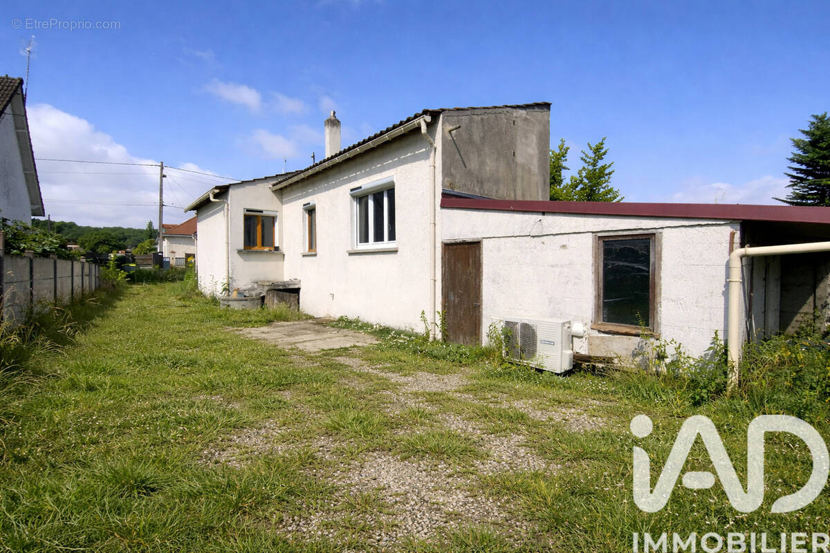 Photo 1 - Maison à SAINT-PIERRE-LES-NEMOURS