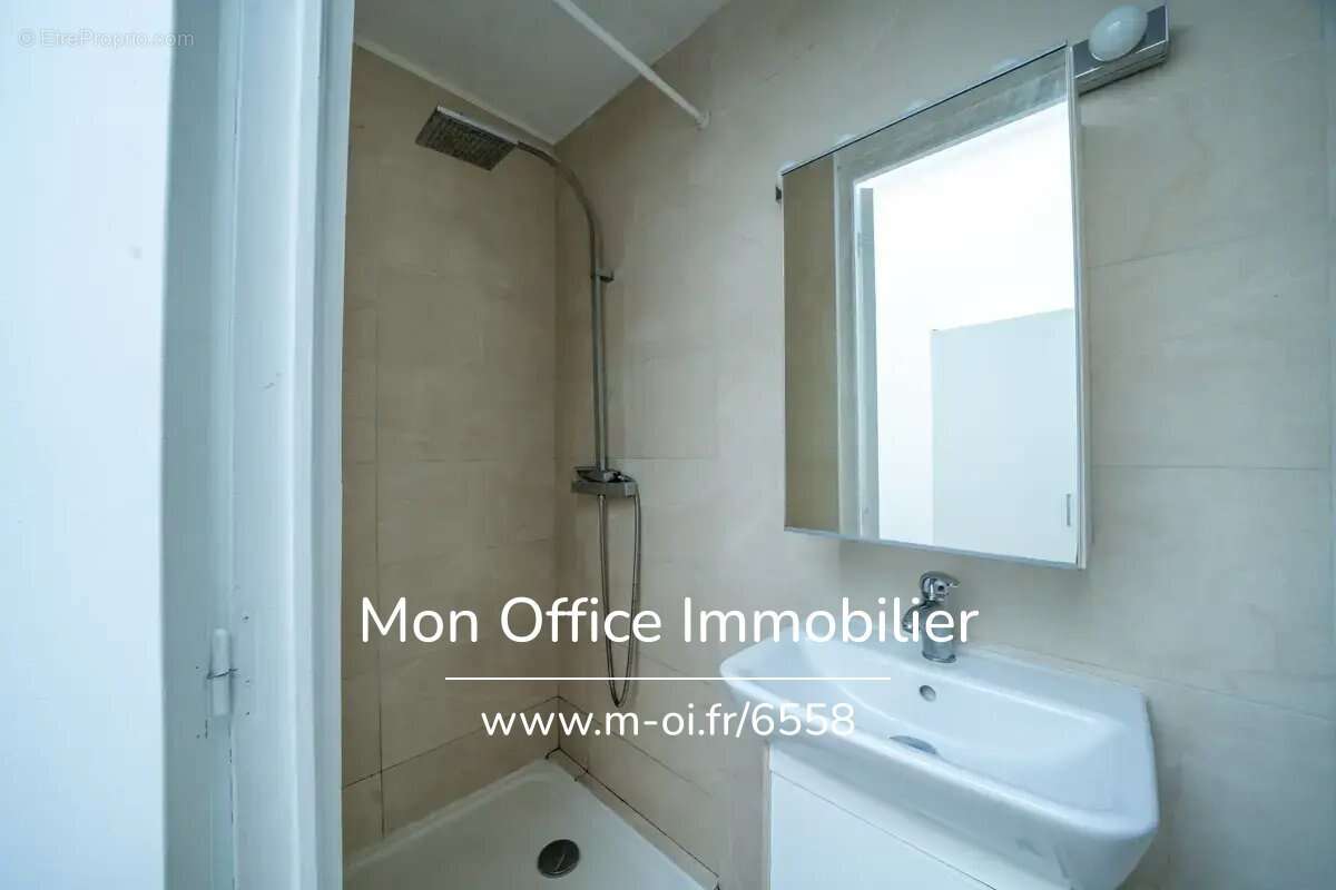 Appartement à MARSEILLE-6E