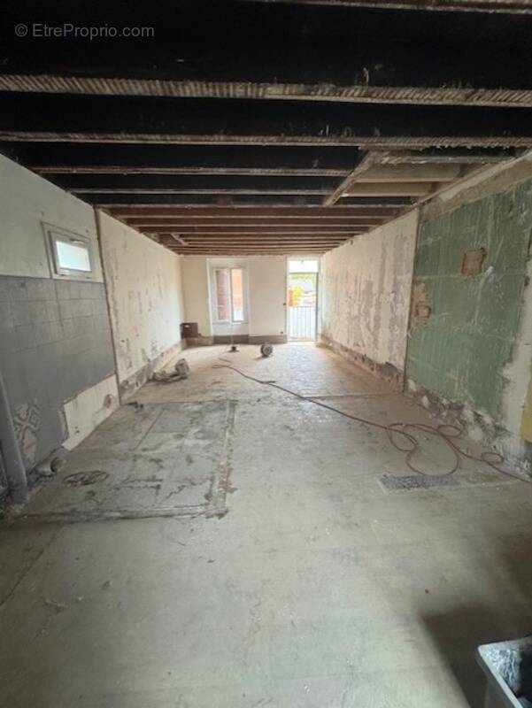 Appartement à PLOMBIERES-LES-DIJON