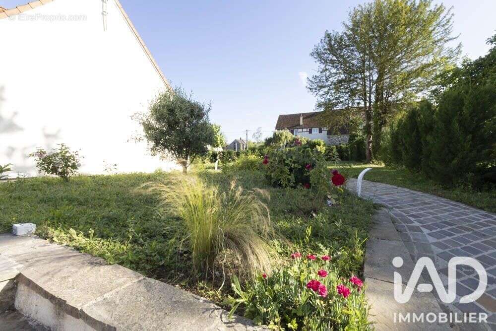 Maison 265 m² à Voulangis  - photo 9