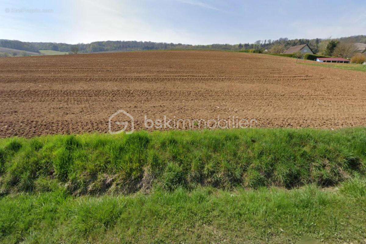 Terrain à EPERNAY