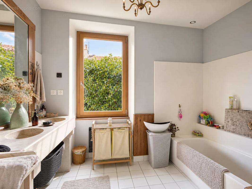 Maison de 7 pièces de 170 m² à Jours-lès-Baigneux - photo 7