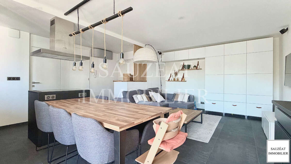 Appartement à MONTROUGE