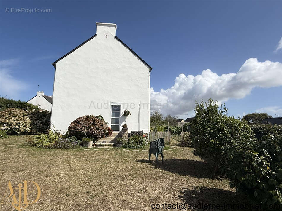 Maison à CLEDEN-CAP-SIZUN