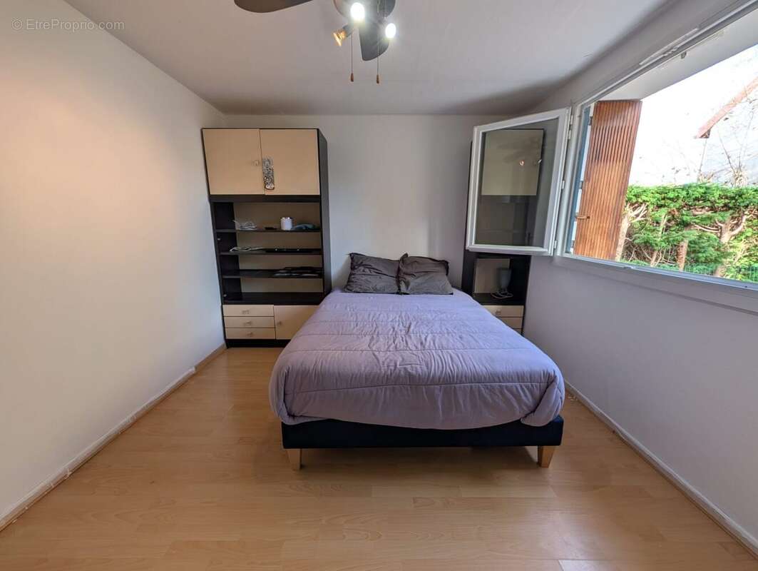 Maison à LES CLAYES-SOUS-BOIS