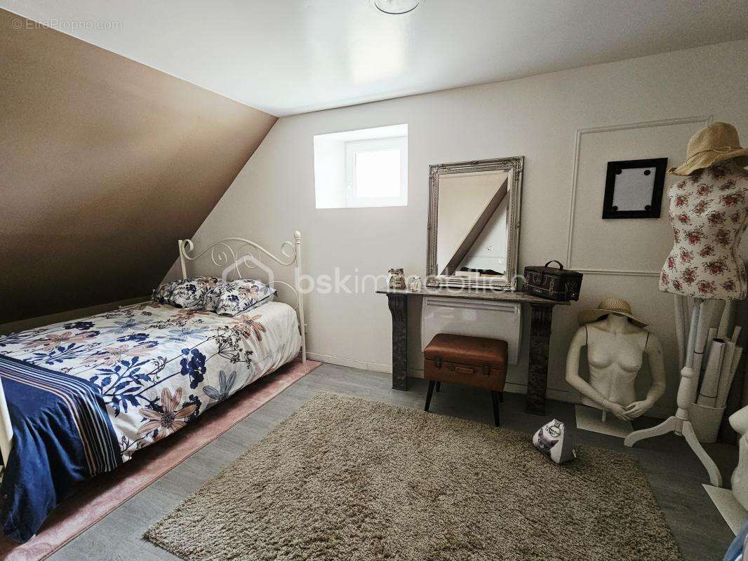 Maison à COULOMMIERS