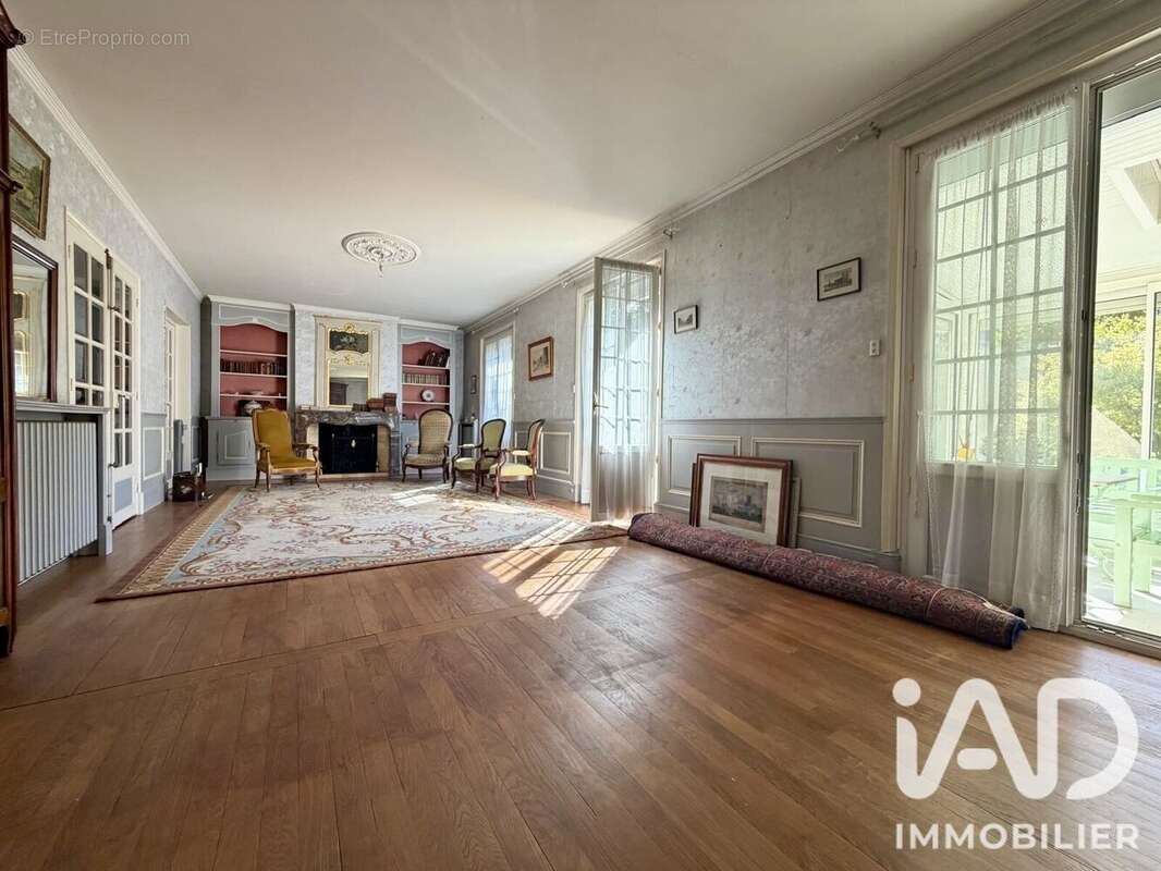 Photo 2 - Maison à ARPAJON