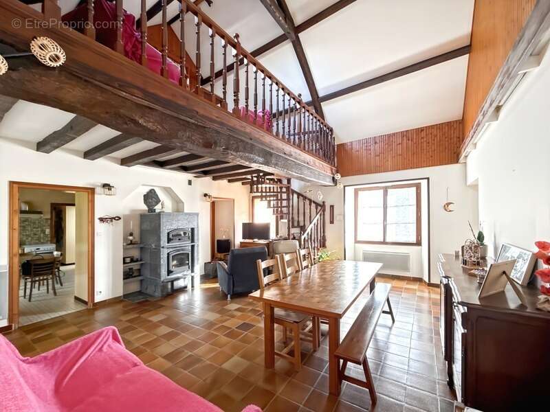 Maison à TEILLE