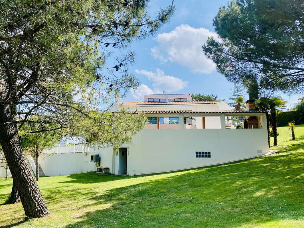 Maison à SAINT-PALAIS-SUR-MER