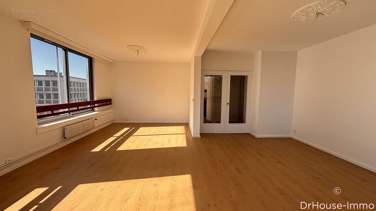 Appartement à VALENCIENNES
