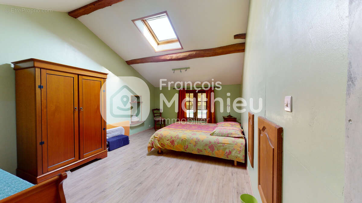 Maison à CHATILLON-SUR-CHALARONNE