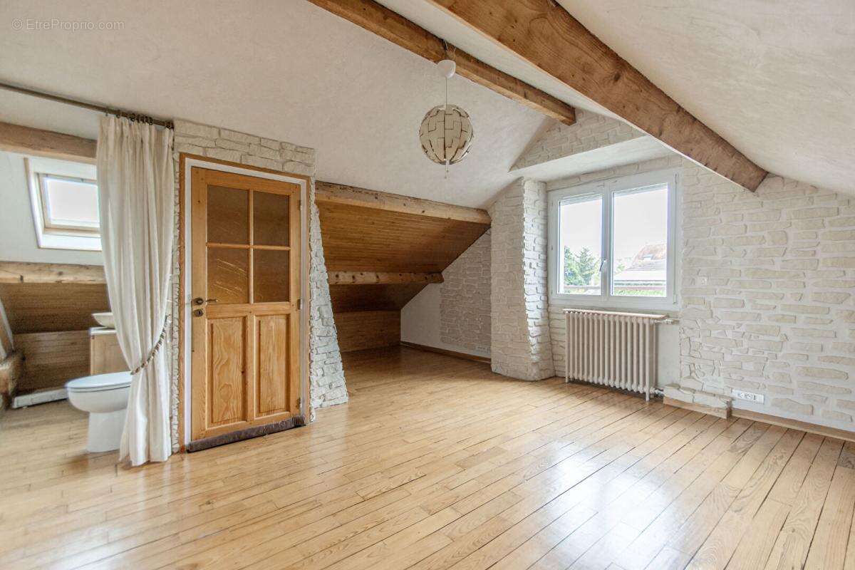 Maison à BRETIGNY-SUR-ORGE