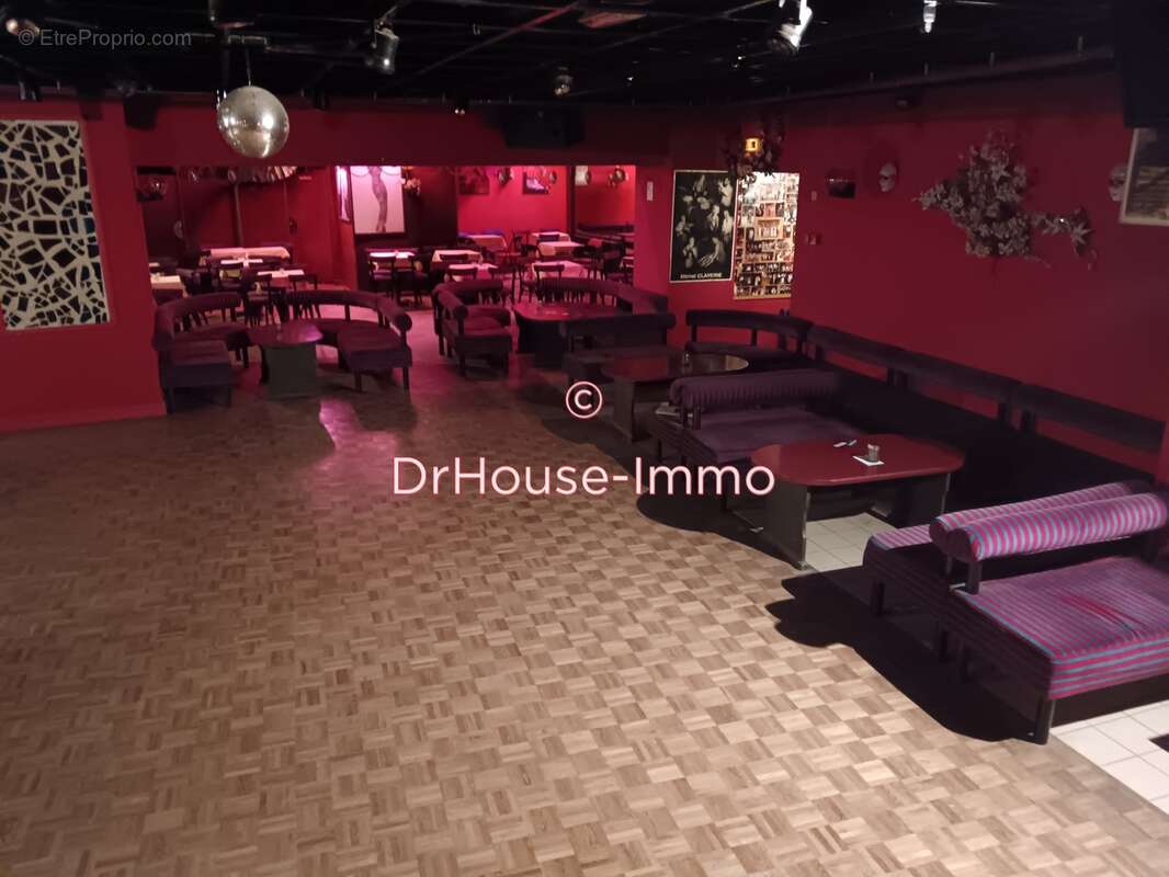 Maison à SAINTE-LIVRADE-SUR-LOT