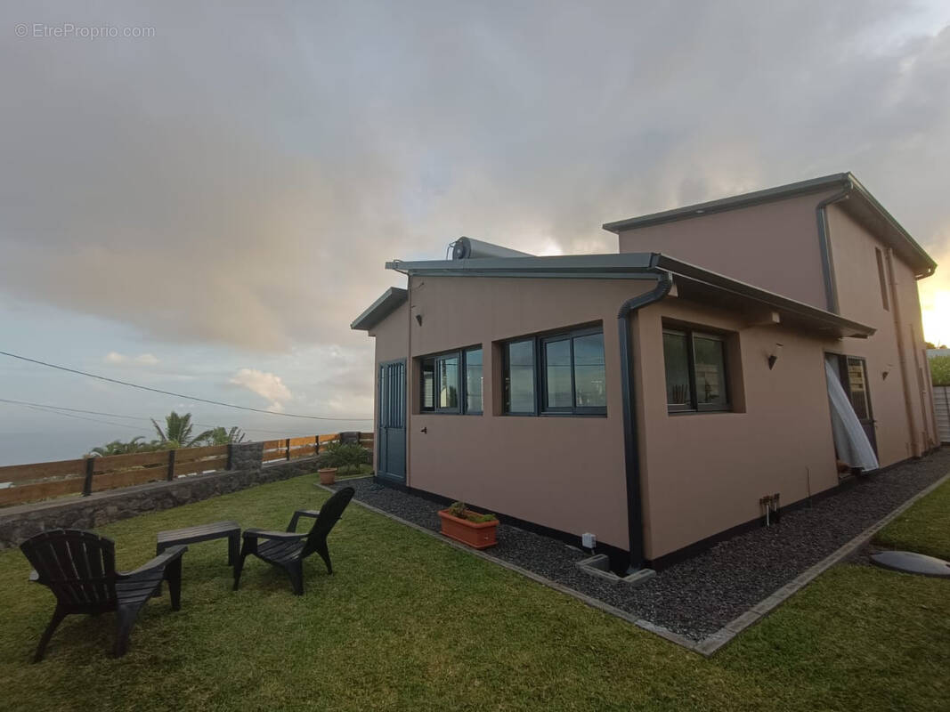 Maison à SAINT-JOSEPH