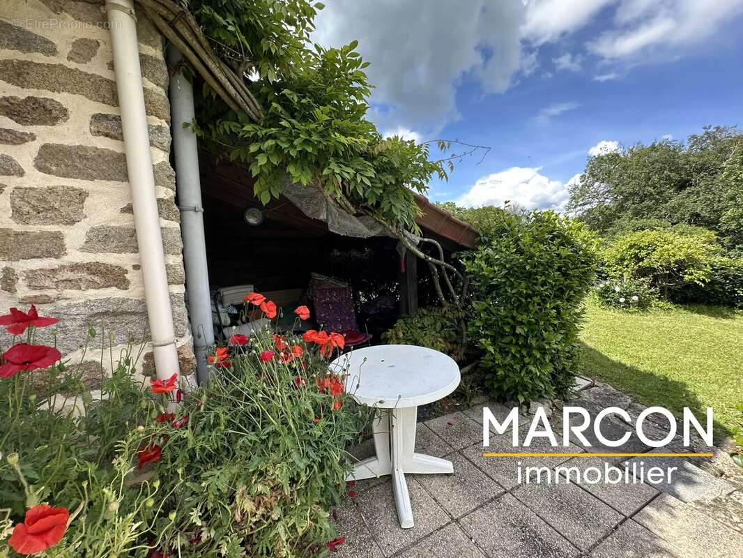 Appartement à VAREILLES