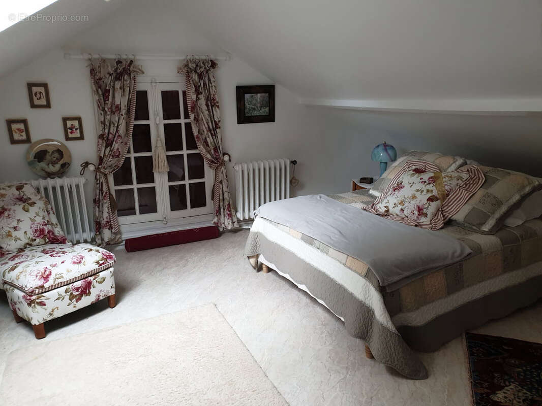 Maison à SAINT-ELIPH