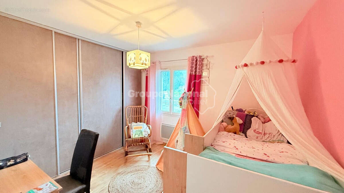 Maison à LORIOL-DU-COMTAT