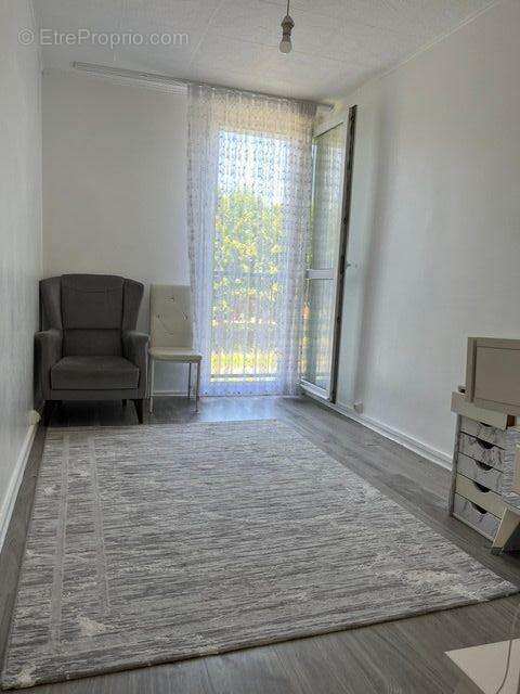 Appartement 3 pièces 58.61 m² - 2 chambres - parking - cave - VENDU LOUE - photo 4