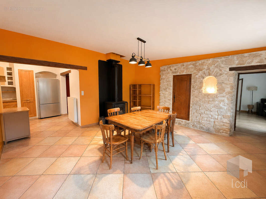 Maison à MARSANNE