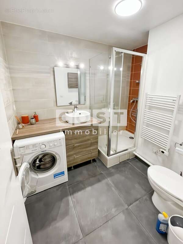 Appartement à COLOMBES