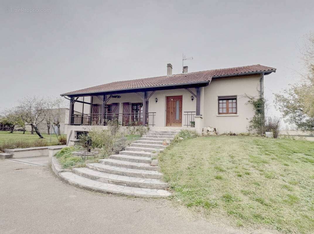 Maison à VIELMUR-SUR-AGOUT