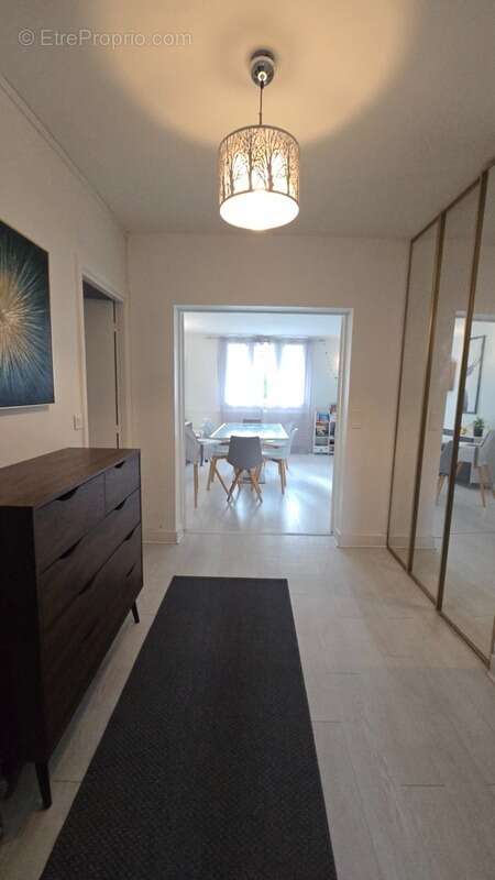 Appartement à BOUGIVAL