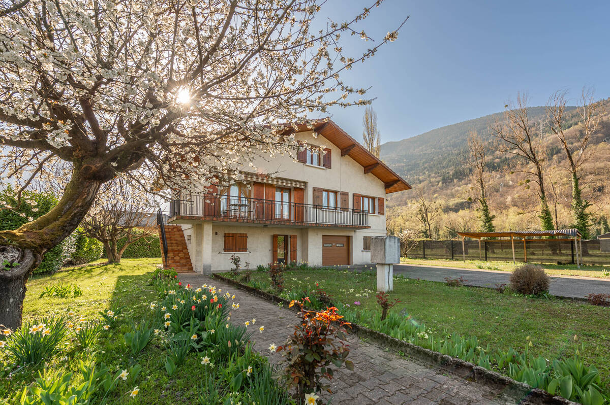 Maison à ALBERTVILLE