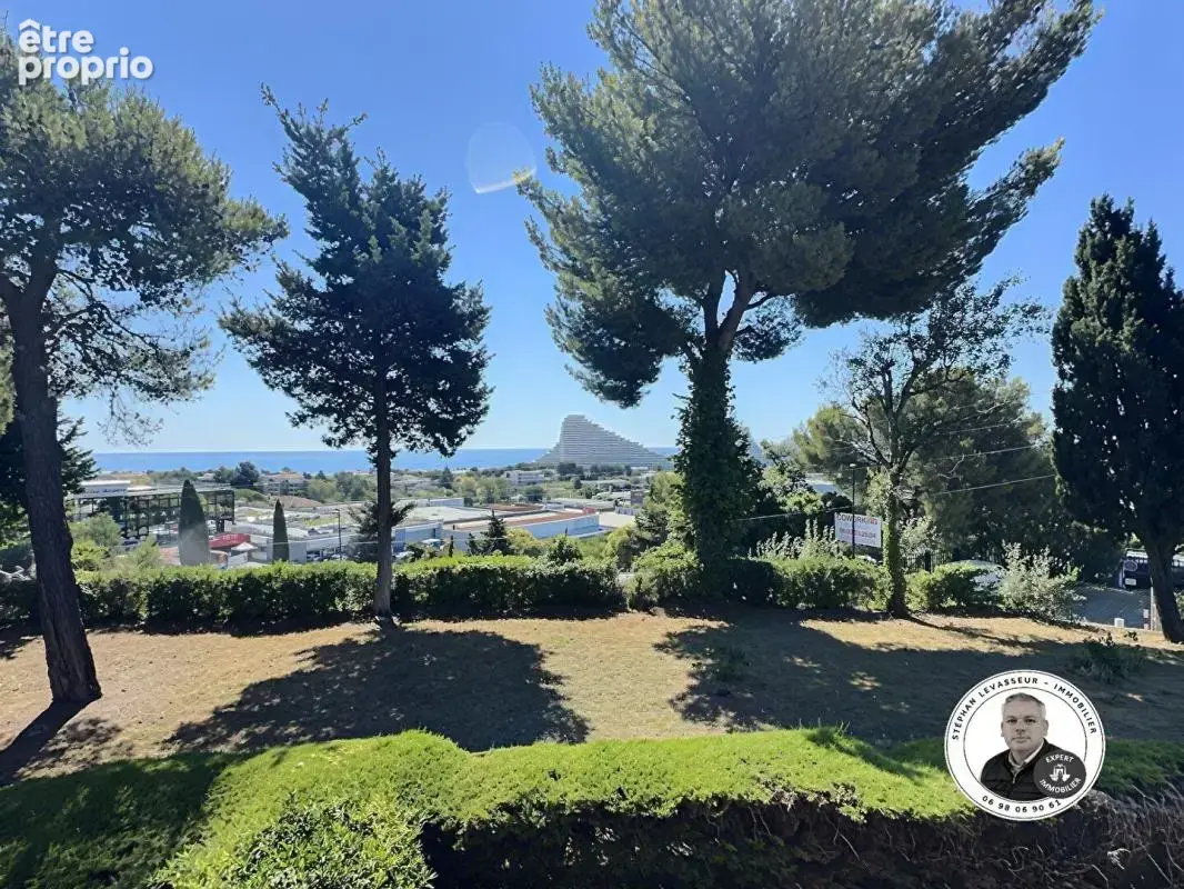 Appartement à VILLENEUVE-LOUBET