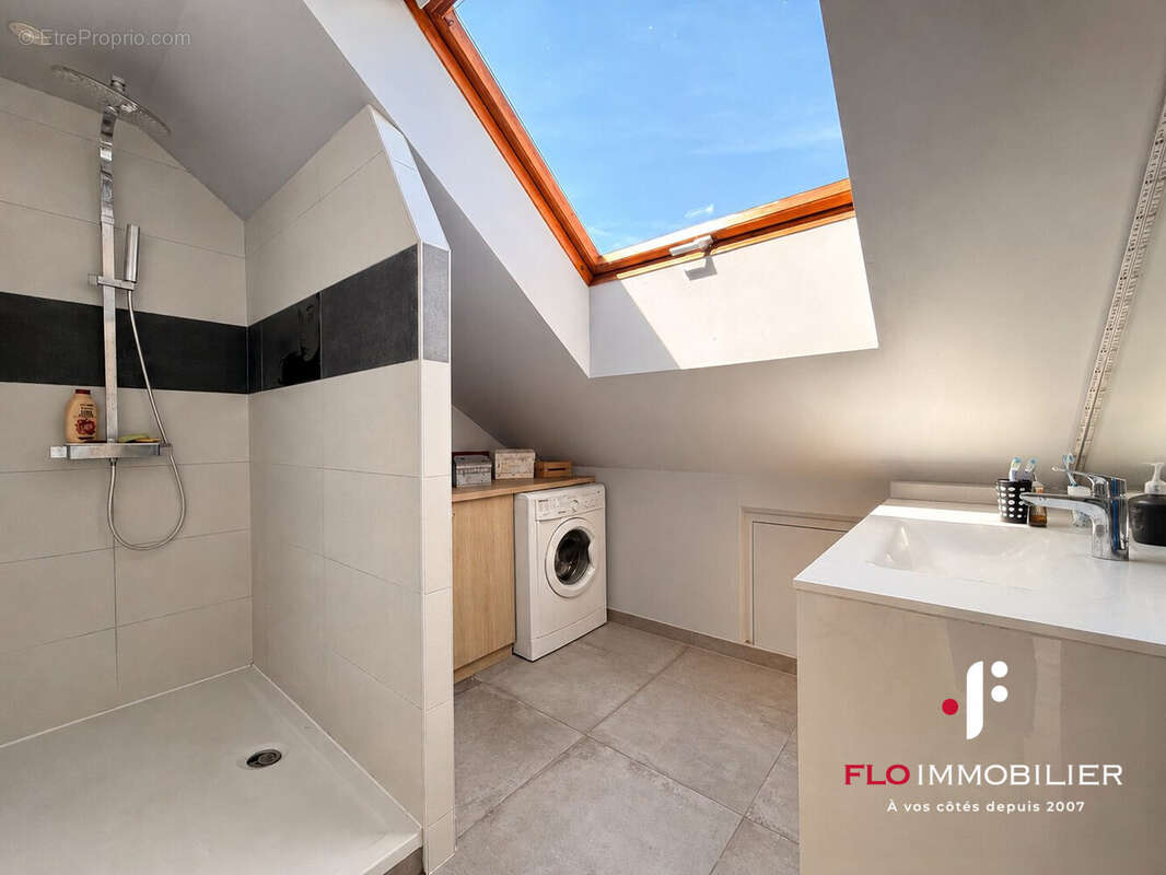 Appartement 143 m² à Caen  - photo 9