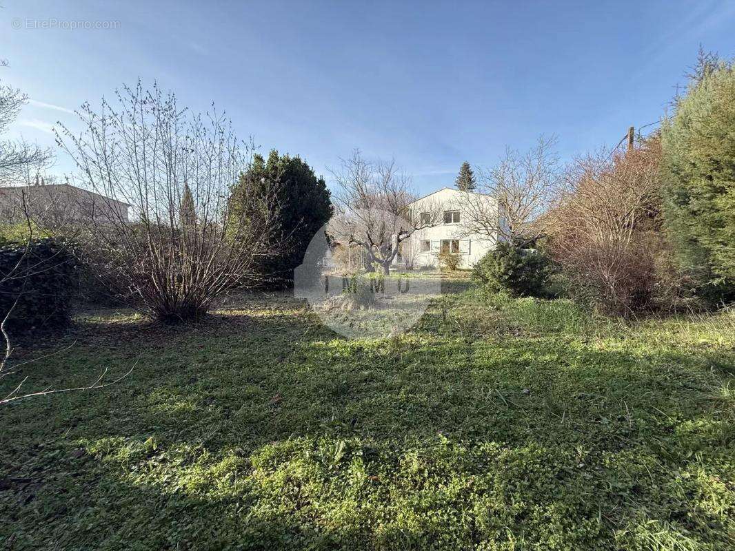 MAISON 198 M² sur 2000m² de terrain, piscine et garage - photo 15
