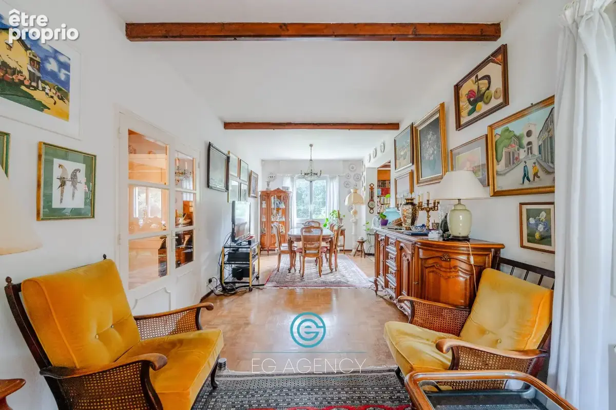 Maison 6 pièces 130 m² à vendre à Marseille-9e (13009) - photo 2