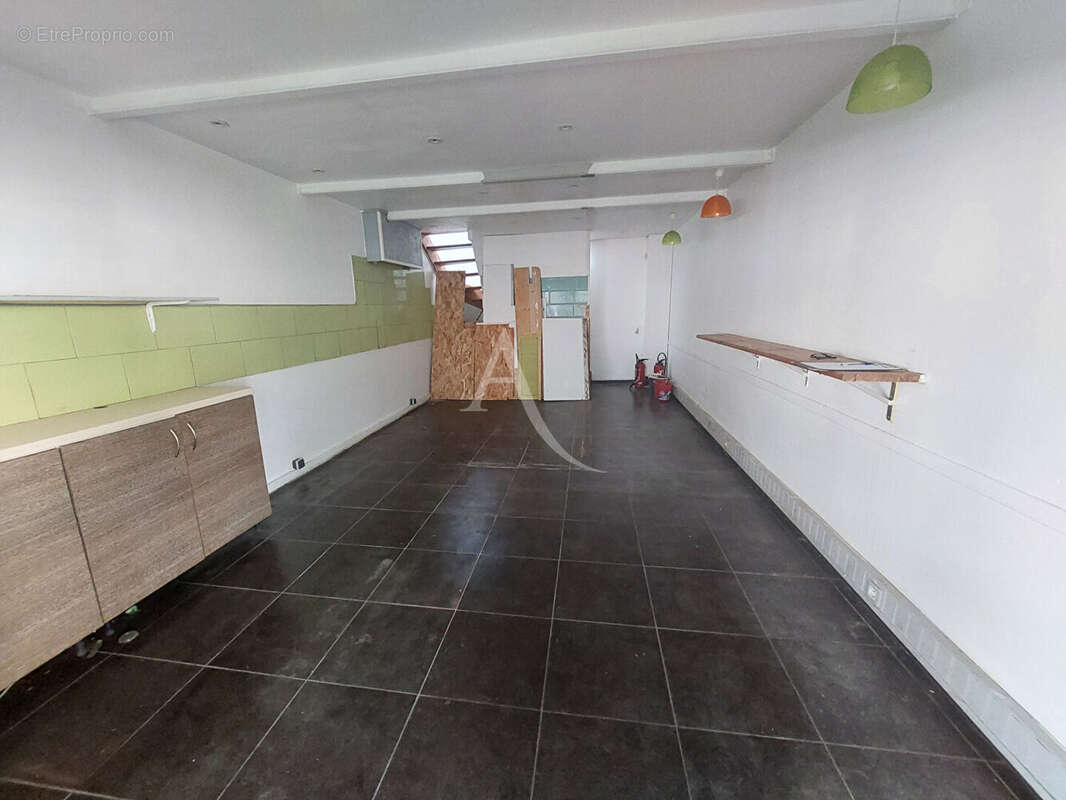 Commerce à SCHOELCHER