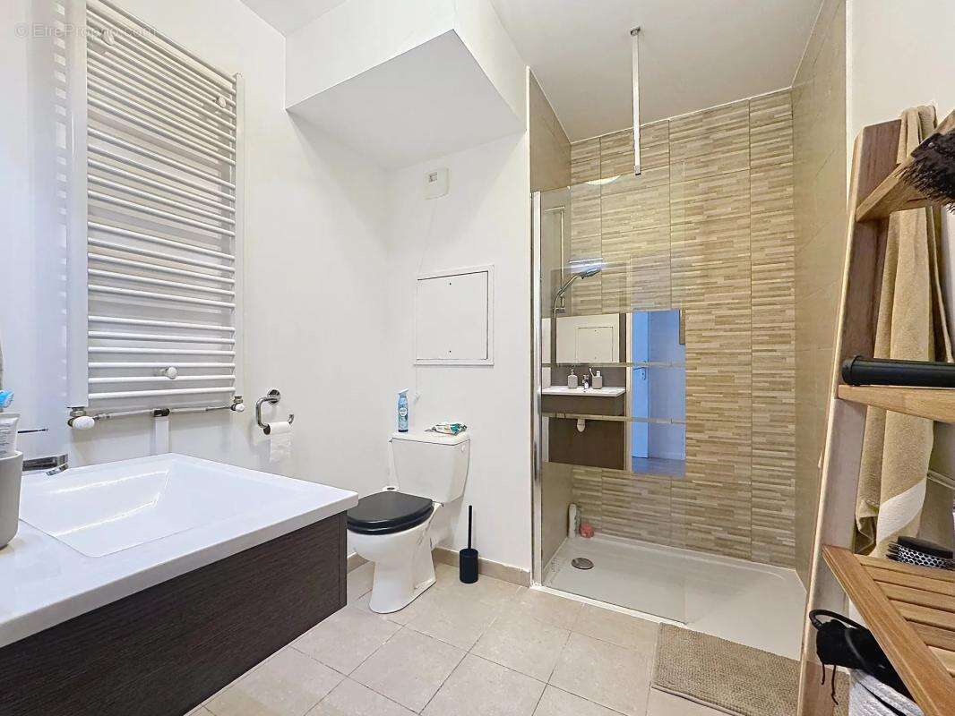 Appartement à BUSSY-SAINT-GEORGES