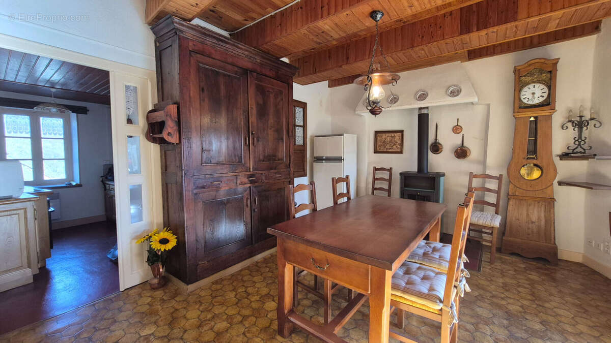 Maison de ville type 6, 80 m² , castelnau de mandailles - photo 4