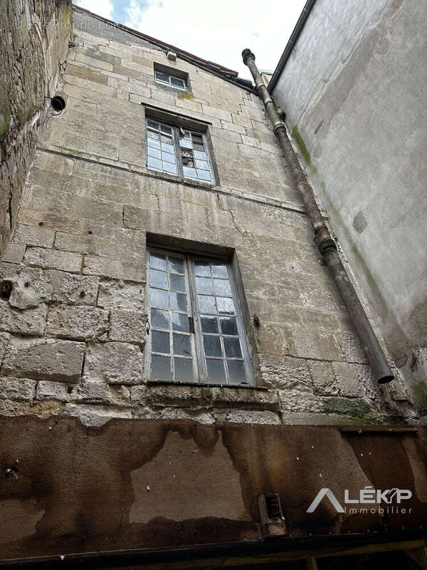 Maison à FONTENAY-LE-COMTE