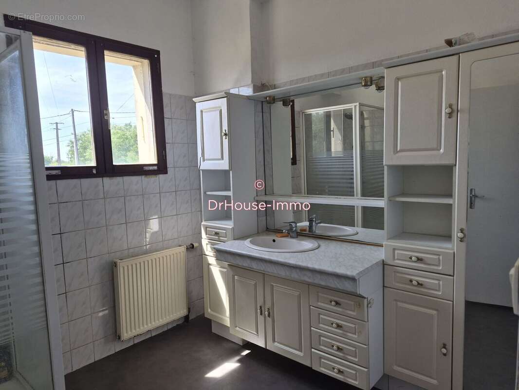 Maison 140 m² à Migennes  - photo 22
