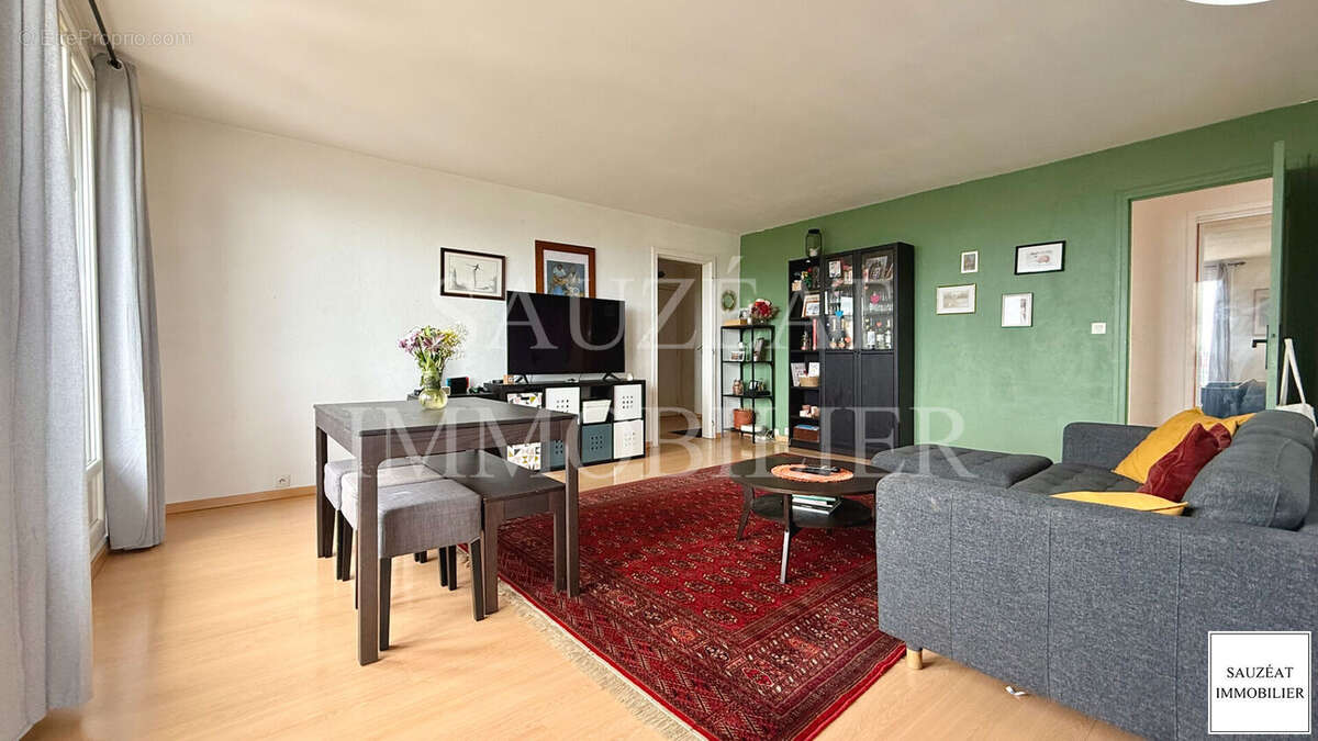 Appartement à BAGNEUX