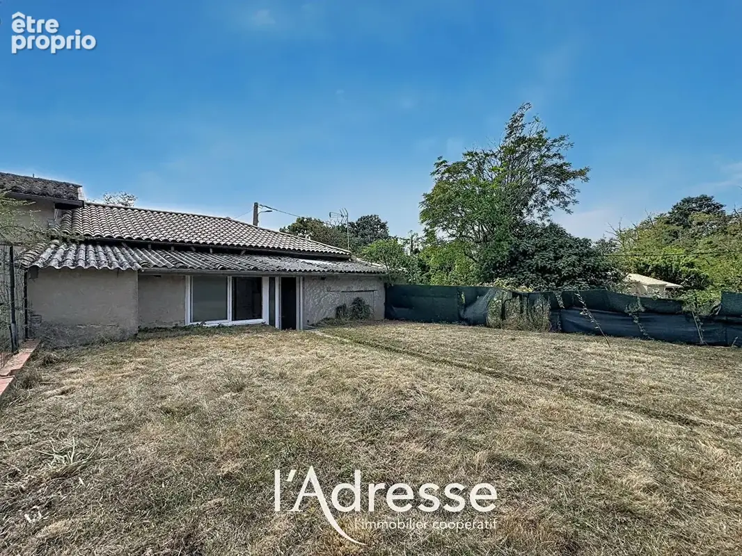 Exclusivité l'Adresse Immobilier - THIL - Maison coeur de village T3 -70 m2 Plain pied + parcelle de 322 m2 + beau garage - photo 14