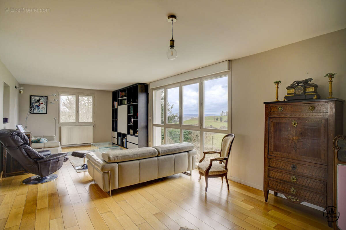 Maison à SAINT-HEAND