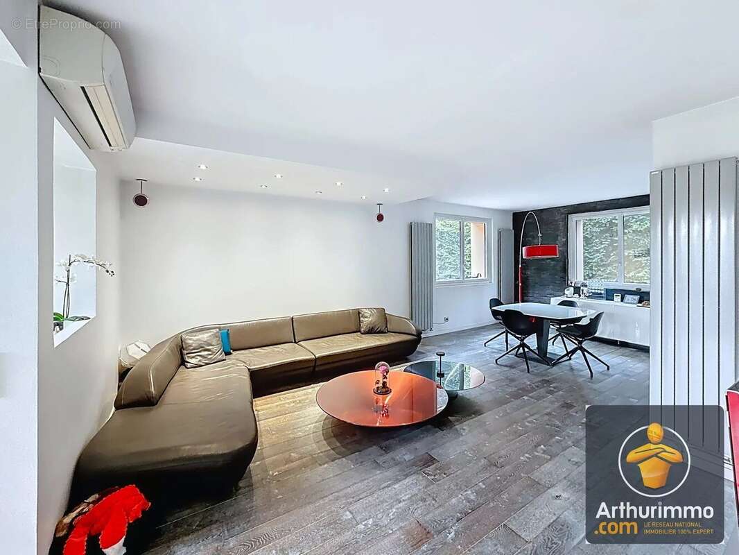 Maison à LIMEIL-BREVANNES