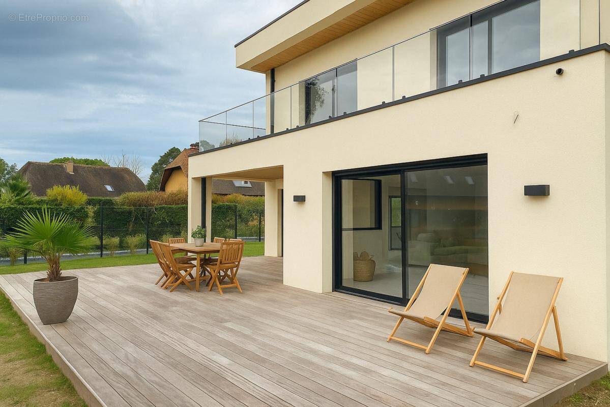 Maison à TROUVILLE-SUR-MER