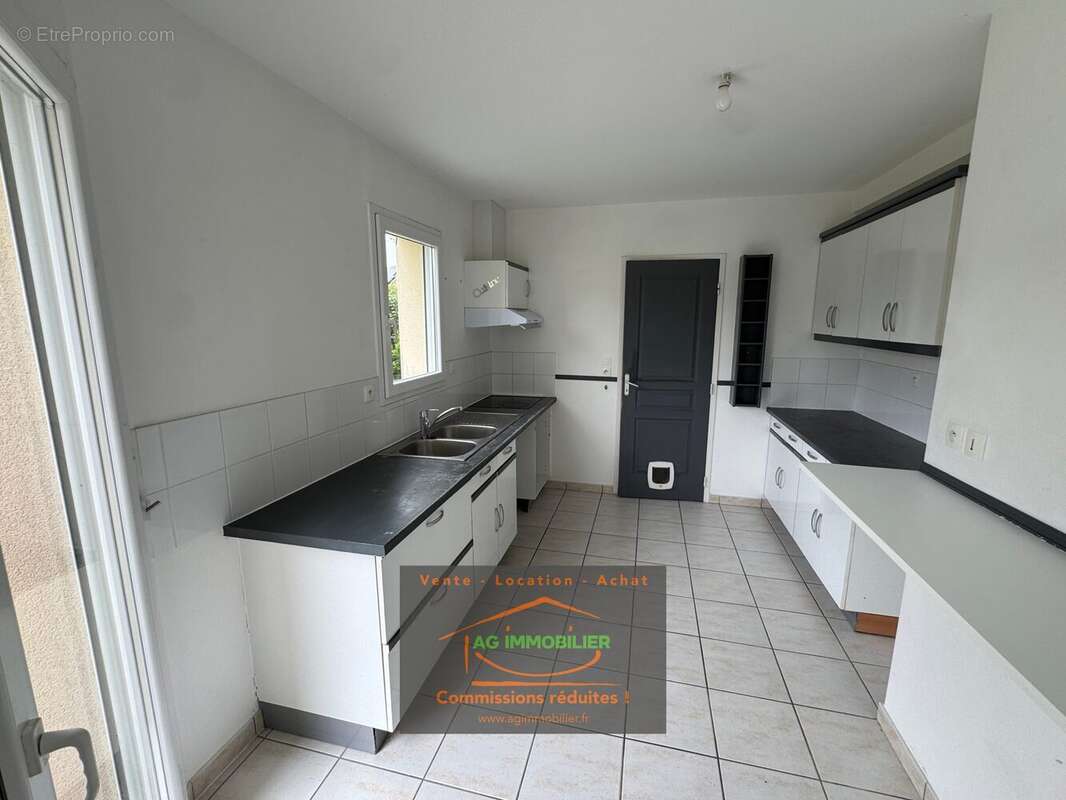 Maison à LA MEZIERE