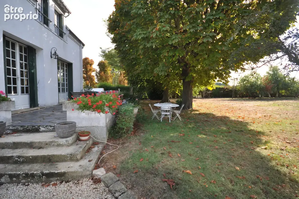 MAISON de Maître de 1892 - 166 m2 - 6 pcs - photo 19