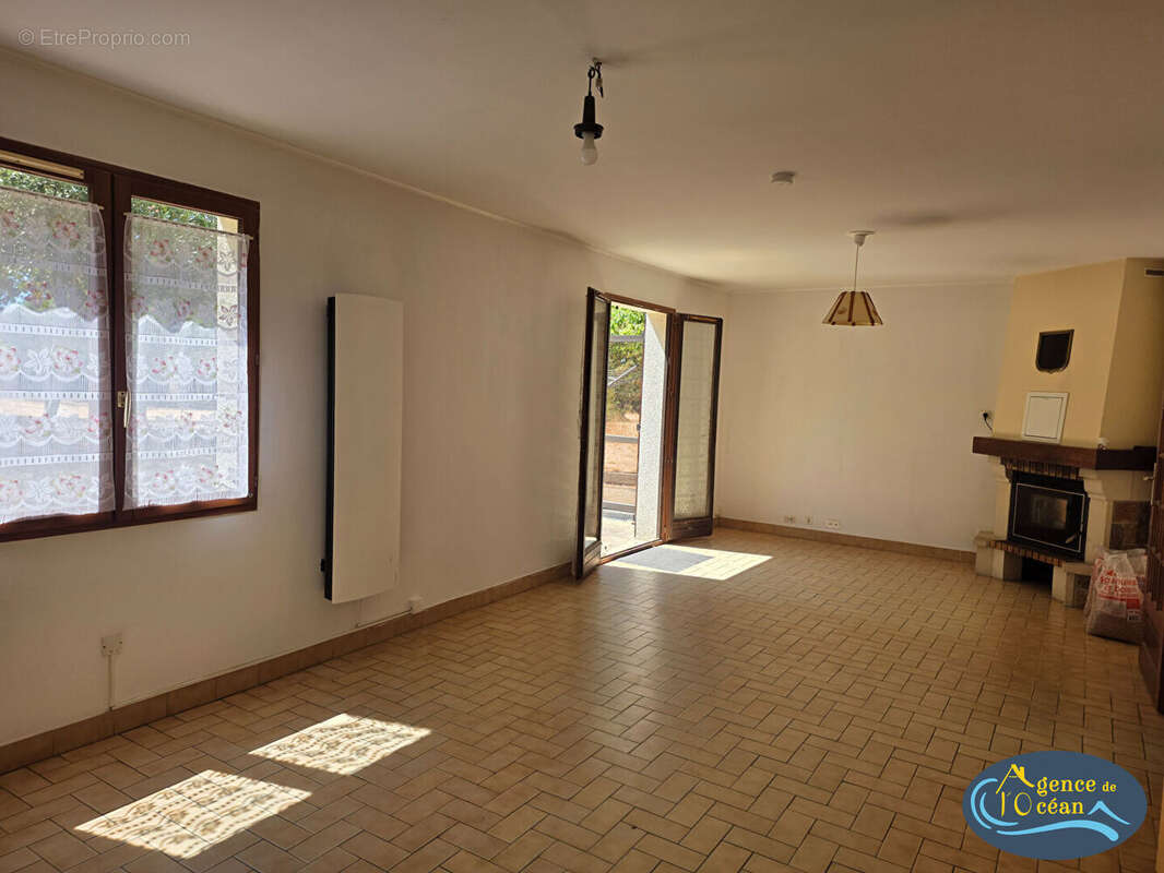 Maison 3 chambres + sous-sol à vendre 56130 FEREL à seulement 800 mètres des bords de Vilaine et du port d'ARZAL / CAMOEL par le - photo 4